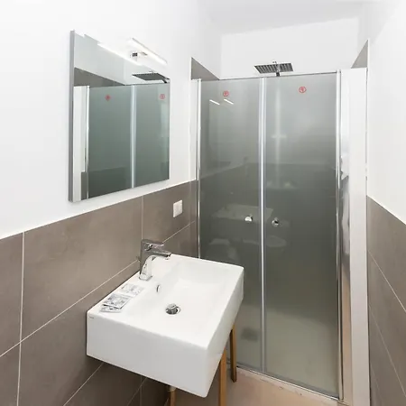 Gioia 13 & Aparthotel 3*