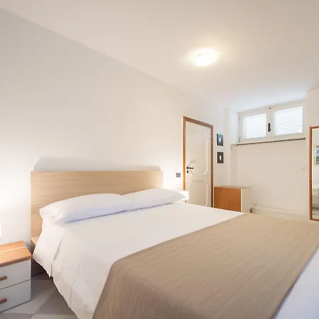 Aparthotel Gioia 13 & Procida