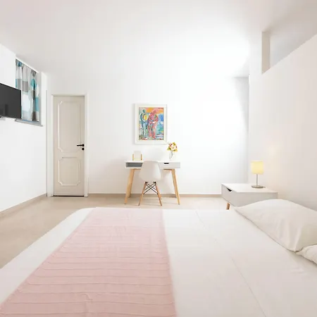 Gioia 13 & Aparthotel 3*